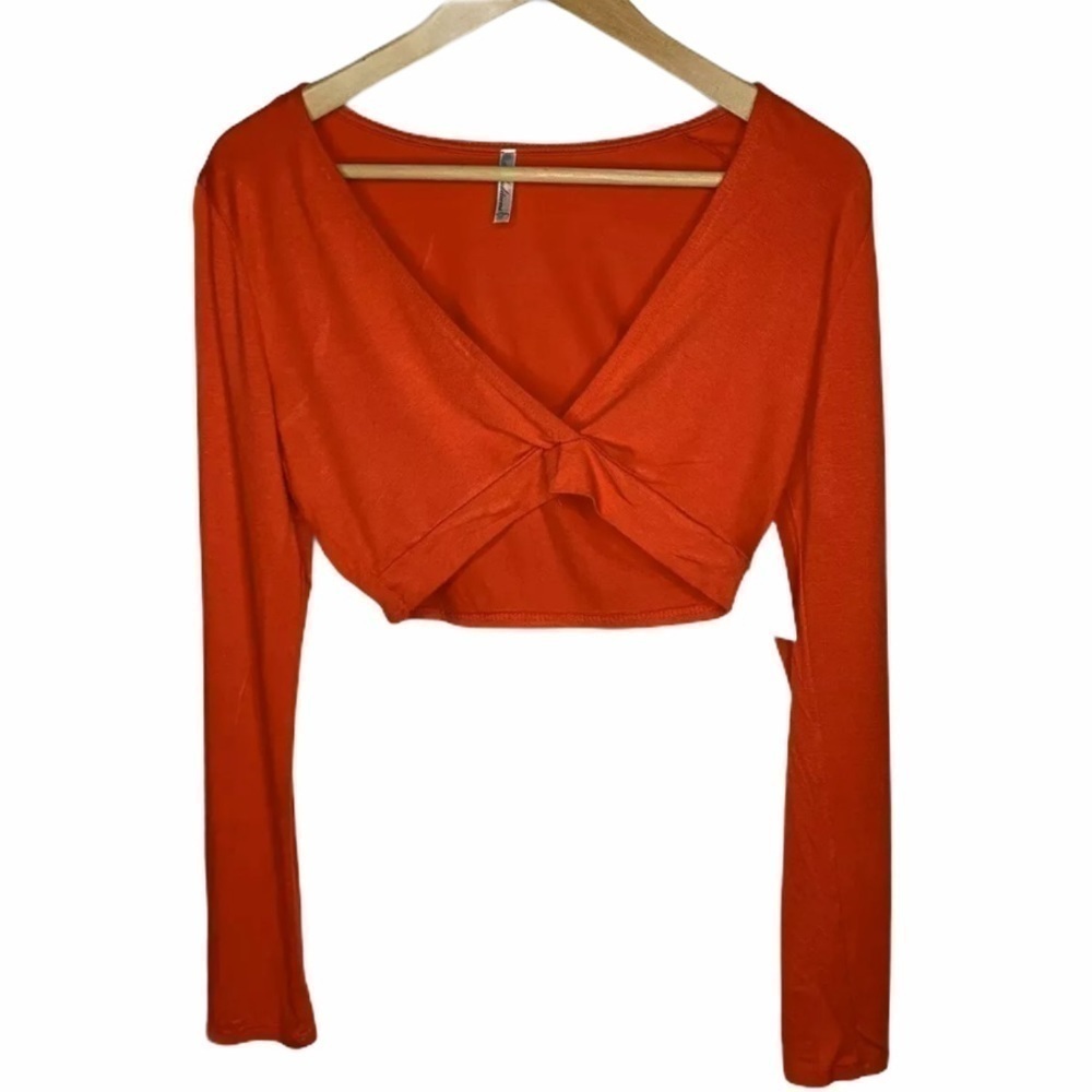 New Auditions Womens Red Crop Top Large